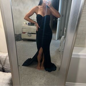 Elegant Dark Green Velvet Strapless Evening Dress